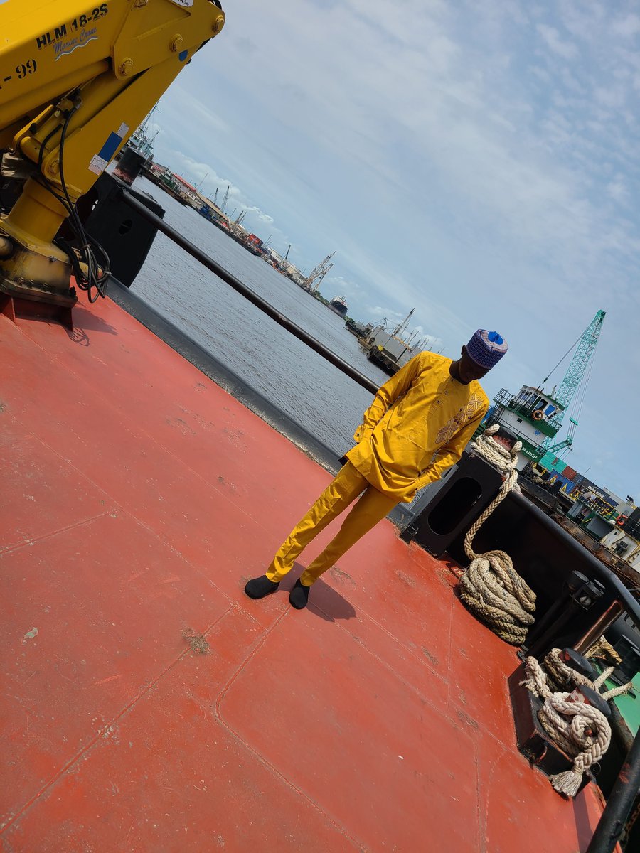 diboworks's tweet photo. Na this very day I realise say I get steeze in native!! https://t.co/7wM2DDYhg9