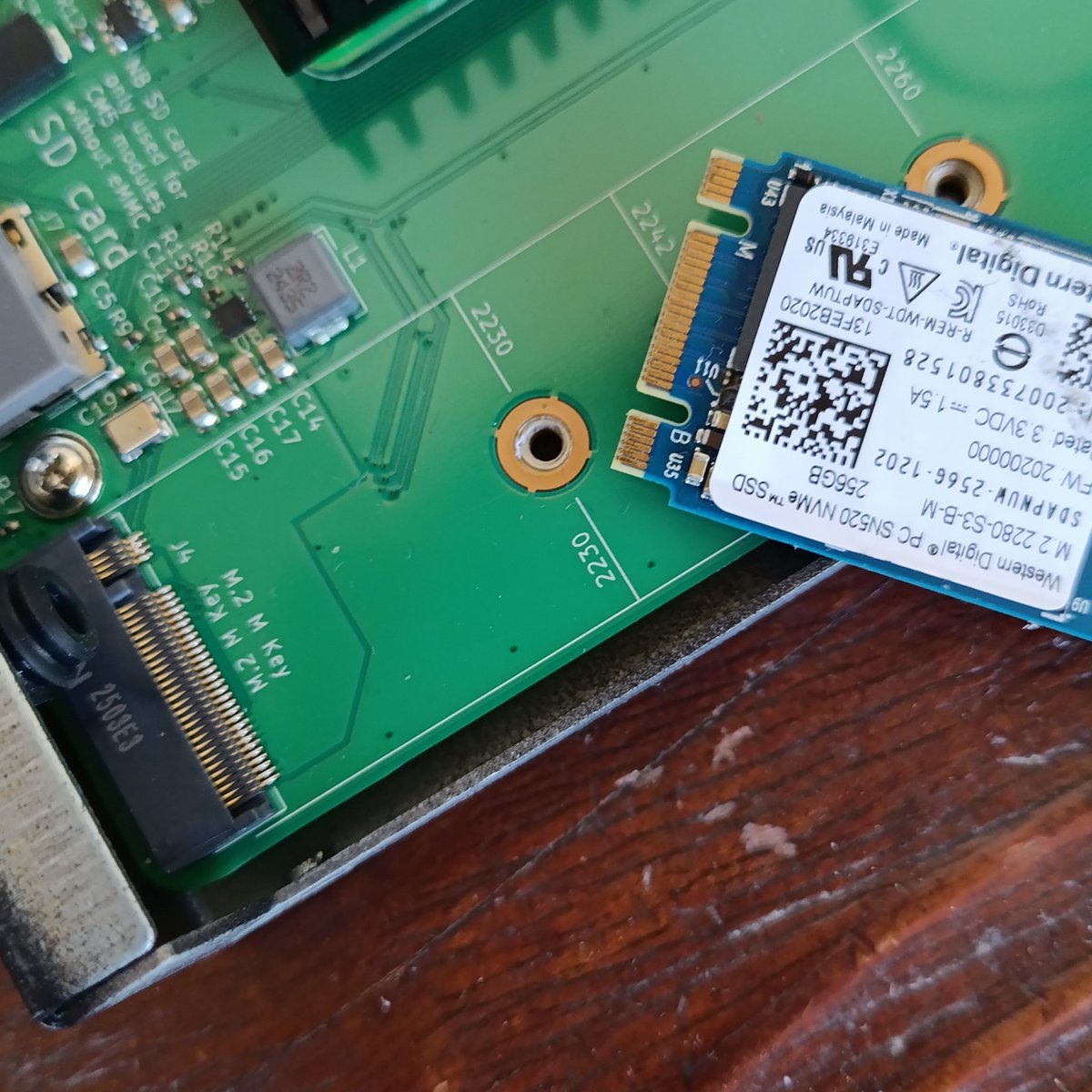 raspberrytorpes's tweet photo. Mañana en el blog una de discos SSD de segunda mano. No queda otra, además de #RAMaggedon hay #Discoggedon? https://t.co/Bzd65VorVM