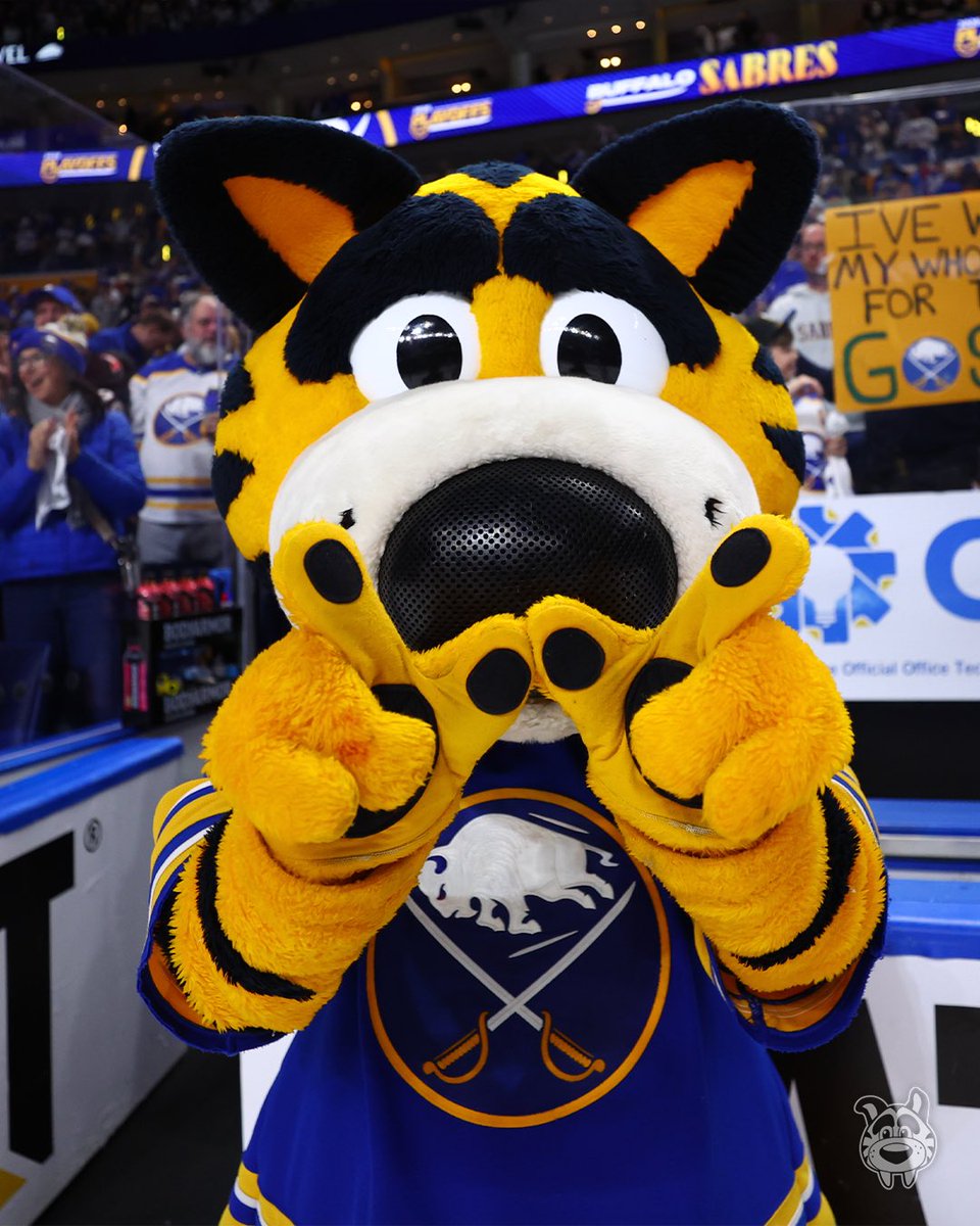 Sabretooth_NHL's tweet photo. A whole day dedicated to how iconic I am 😻 #NationalMascotDay https://t.co/B7cleyo1hx