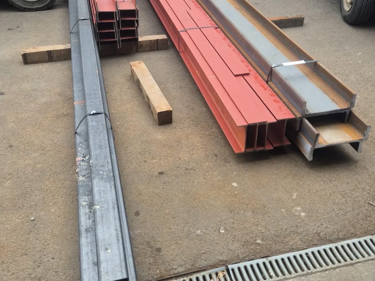 SAS_WELDING's tweet photo. Steel posts supplied to the drawings provided. Precision, quality, and on-time delivery. 
🔩🏗️ #SteelWork #Fabrication #Construction 
#weldinglife #anotherdayintheoffice https://t.co/RVe7Sur4r2