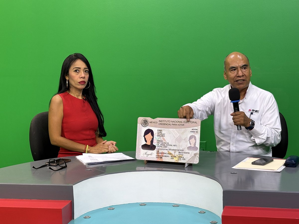 INE_TABASCO's tweet photo. El Vocal Ejecutivo del #INE #TABASCO, Gregorio Aranda Acuña platicó con Marisol Mateos en la Segunda Emisión de TVT Noticias que se transmite por Televisión Tabasqueña sobre el nuevo modelo de la #CredencialParaVotar https://t.co/ee1cQTJCfL