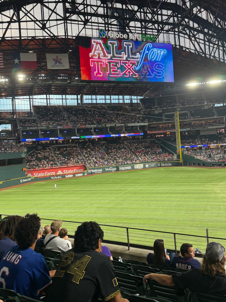 FifthGearAuto's tweet photo. We took some of our customers out to the ballgame. Nothing fancy, just a thank you for trusting us with your cars. Your support keeps us going, and we're grateful for every one of you. Go Rangers.

#CustomerAppreciation #TexasRangers #ThankYouCustomers https://t.co/BmbW7JAQP0