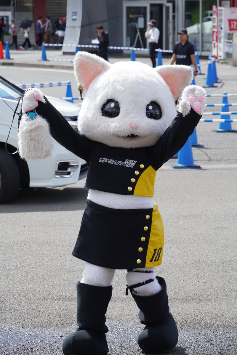 今日は18日〜18号車の日✨✨ 今週末はアップガレージ冠試合の野球イベ