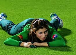 AnujKaReview's tweet photo. what is the job of Aliya Riaz in Pakistan cricket ? https://t.co/QEOyAWGQBz