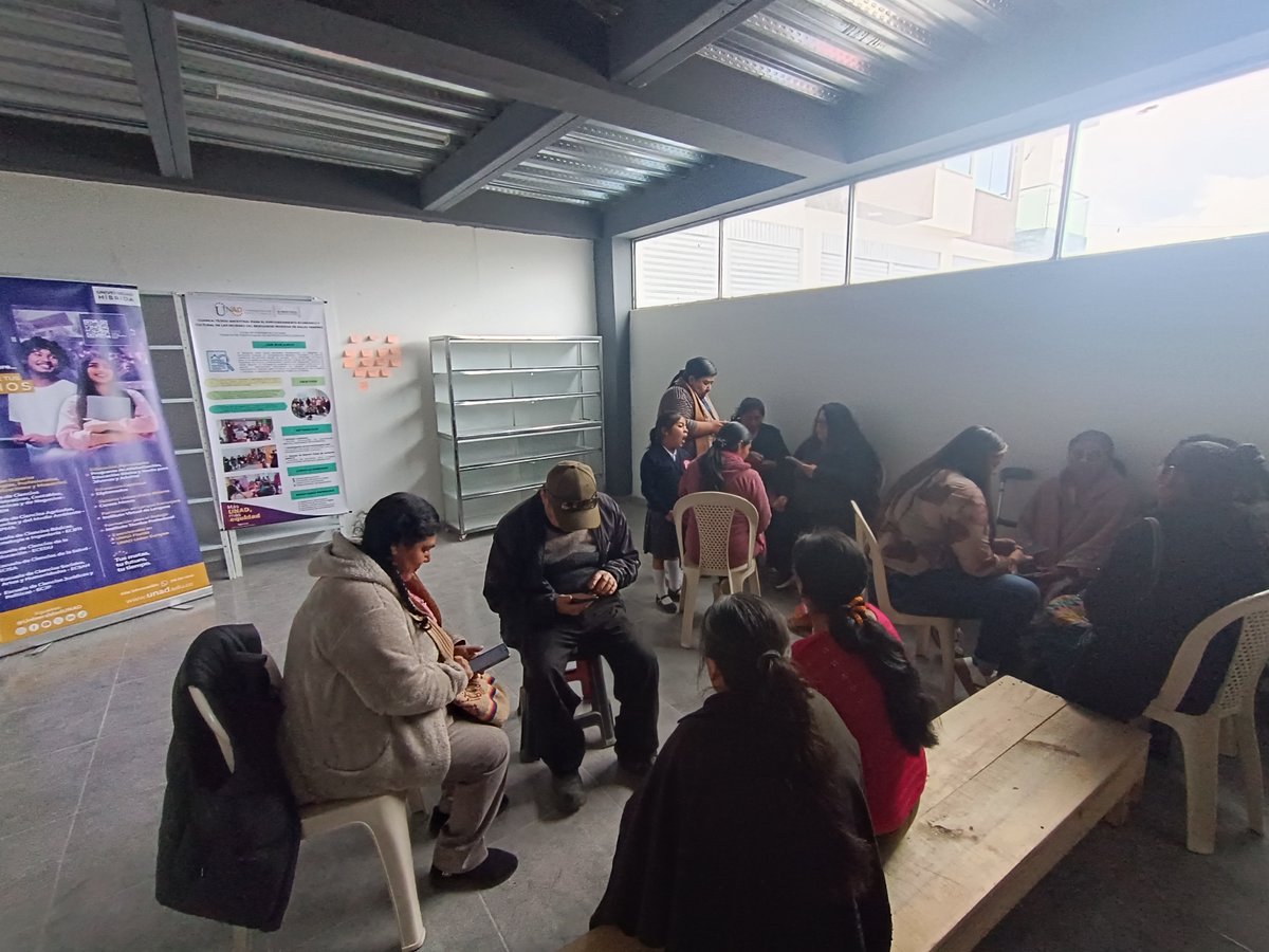 DiegoRoseroR's tweet photo. @ElOIRdelaRegion @RedestUNAD 🧶✨ #VIDERzcsur Iniciamos las actividades del proyecto de investigación #PTS, desarrollado en el marco de la Convocatoria 14, junto con las mujeres tejedoras de la Asociación de Cultura y Pensamiento Andino del Resguardo Indígena de Males (Nariño)🌿🤝 @ElOIRdelaRegion https://t.co/PaybK1d7wK