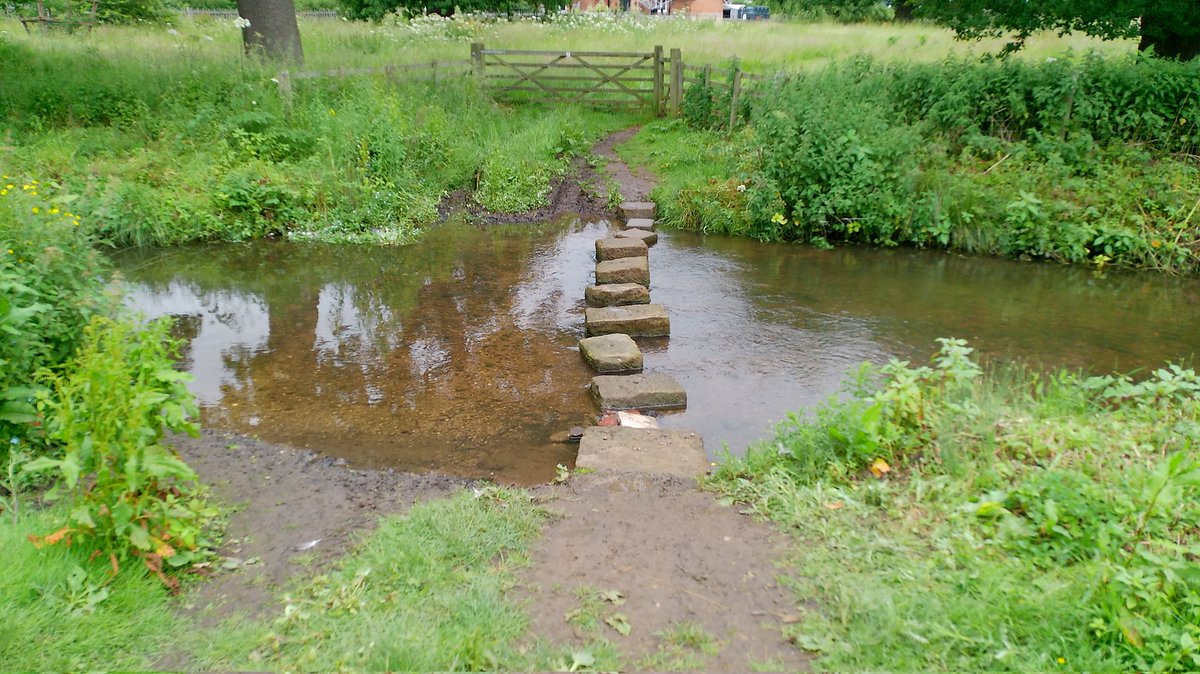 Kerry_Koala's tweet photo. Nice little walk around Kedleston Hall https://t.co/IeLEZsWiWy
