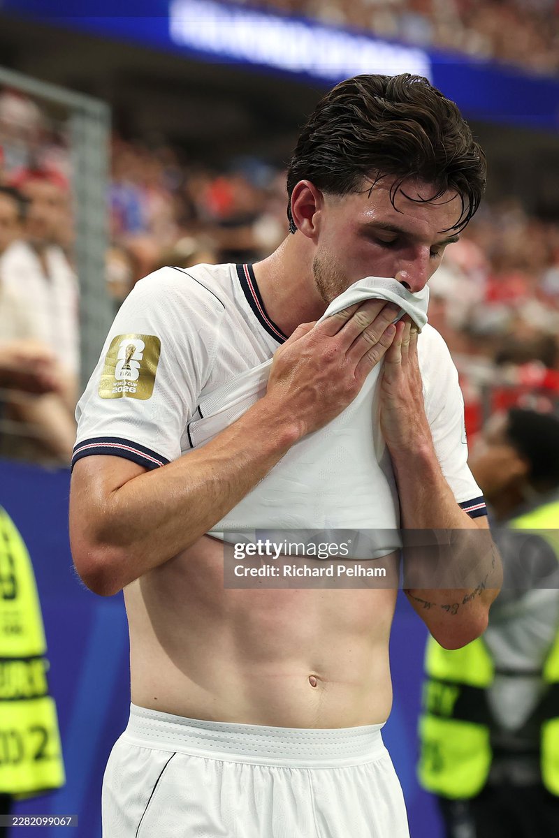 Shirtless PL tweet media