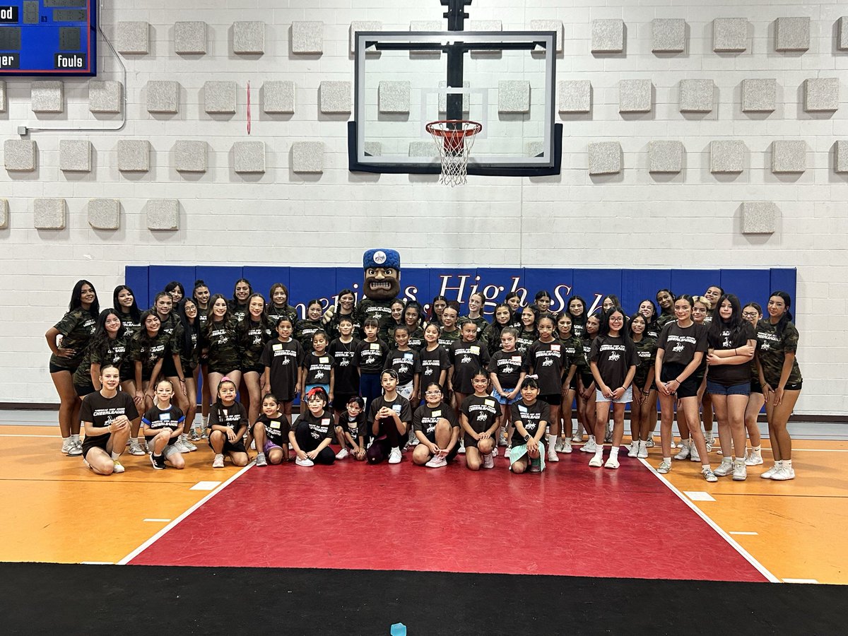 VGarcia_AHS's tweet photo. What an amazing day at the Americas High School Cheer Summer Boot Camp! ❤️🖤📣
Thank you to all of our future Trailblazers who joined us. We loved sharing our passion for cheer and can’t wait to see you shine this season!
#AHSCheer #FutureTrailblazers @Americas_HS @jWood_AHS @Coach_NoeRobles @SocorroISD
