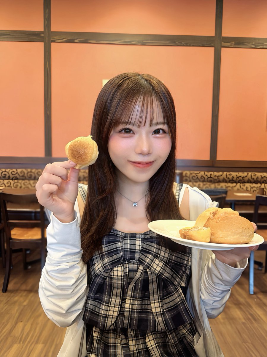 Uuka_colorful's tweet photo. おはよう！パンだいすき 🍞♡ https://t.co/9Tp6mMIgcm