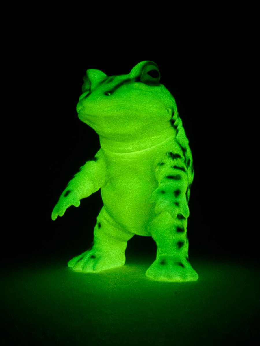 6月21日 大怪獣サロンちょこっとソフビ蚤の市 ピコピコ販売品 ケロンガ蓄光