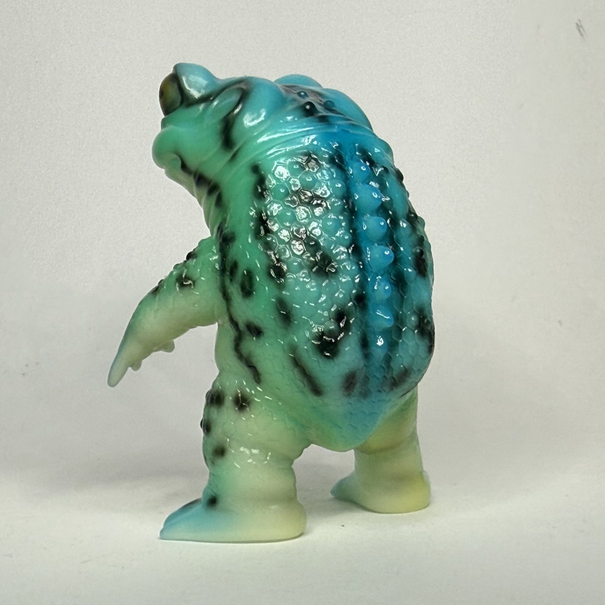 6月21日 大怪獣サロンちょこっとソフビ蚤の市 ピコピコ販売品 ケロンガ蓄光