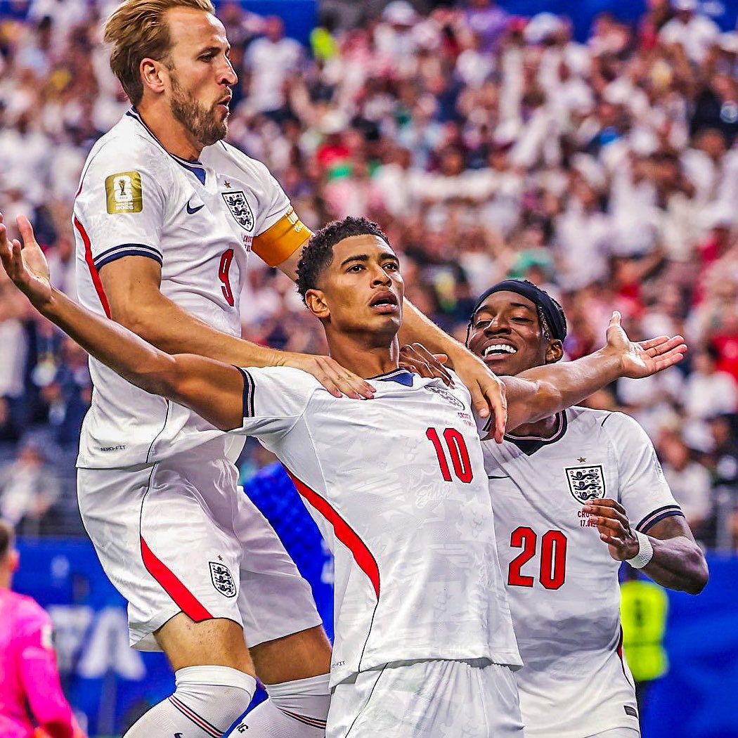 eurofootcom's tweet photo. 🚨🏴󠁧󠁢󠁥󠁮󠁧󠁿 𝐎𝐅𝐅𝐈𝐂𝐈𝐀𝐋 | Jude Bellingham (22) is now the YOUNGEST ever European player in history to appear at four different major tournaments. 💎 

✅ EURO 2020
✅ 2022 World Cup
✅ EURO 2024
✅ 2026 World Cup

And he celebrates with a goal. 🥶 https://t.co/IRXg0NqZkP