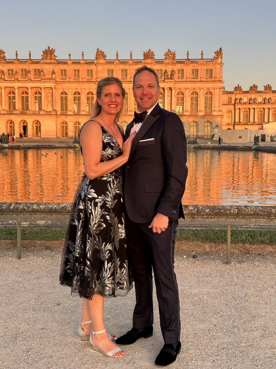 dcstyleguide's tweet photo. Justin Stewart Teitebem in a custom tuxedo, tailored to perfection for golden hour at the Palace of Versailles, and his wife matched the moment beautifully.

Book your consultation with me today!

Amanda Latimer 
📩a.latimer@tomjames.com 
📲239-849-5205

#customclothing #ootd https://t.co/sbERRHEHtD