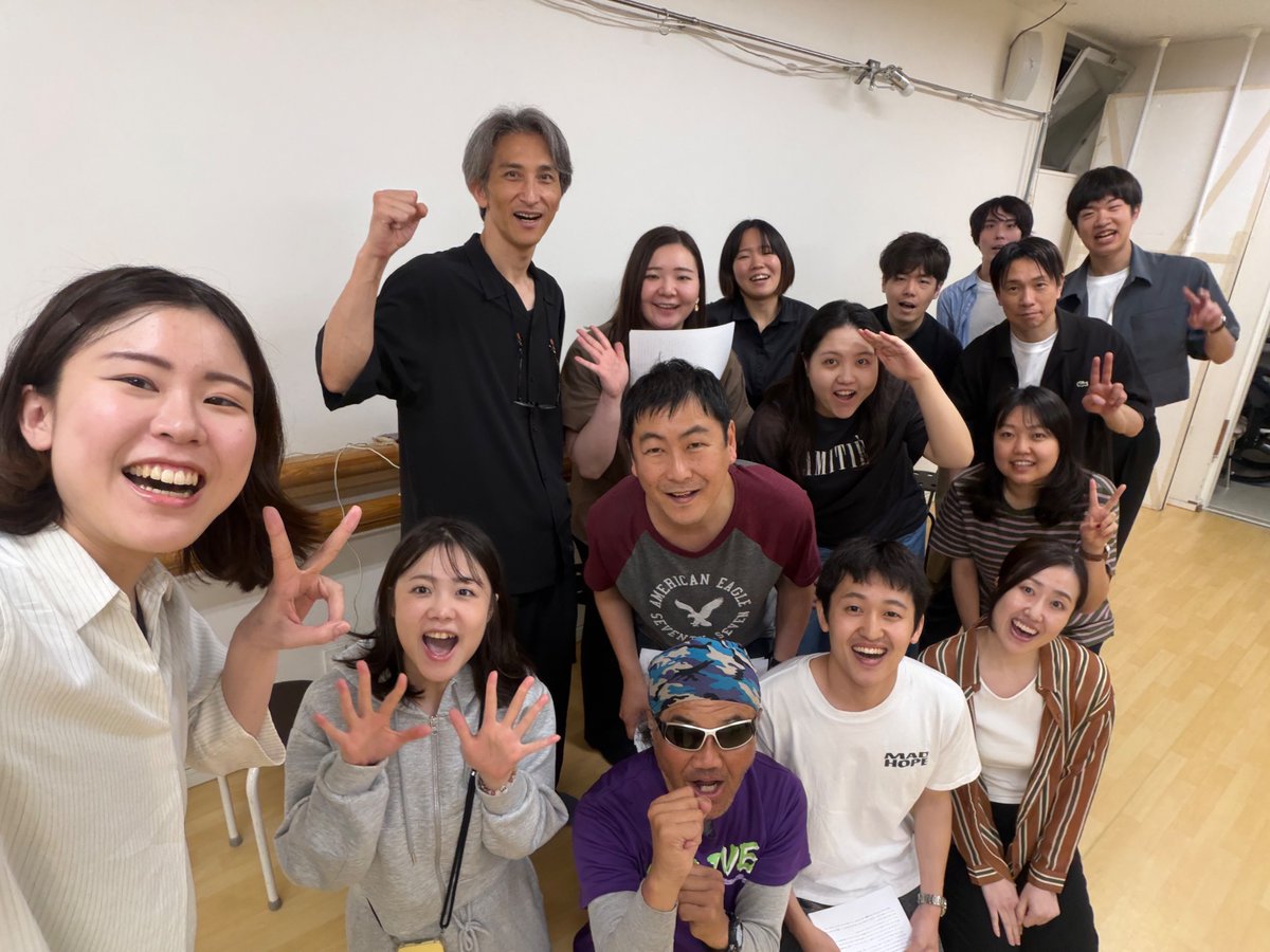 WakateQ's tweet photo. /／
#社会人 向け #演劇ワークショップ
#ヨリミチスクエア🌱
\＼ 

演劇、やってみたかった人も。
なんとなく気になってた人も。

気軽に楽しみながら交流できる、
社会人向け演劇コミュニティです◎

📅6/23(火) 19:00〜20:30
　7/25(土) 10:00〜11:30
📍やまびこスタジオ
💰2,000円

初心者歓迎！
遅れて参加もOKです🙌

▼お申し込み
https://t.co/YIYIq6qBJY