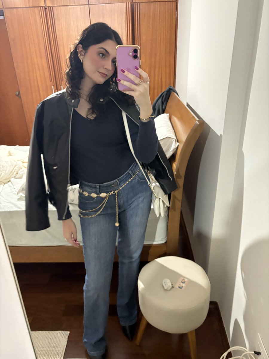 Aurélia ♱ tweet media