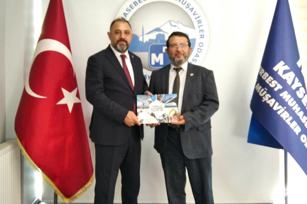 saadetkayseri's tweet photo. Saadet Partisi Kayseri İl Başkanlığı olarak, STK ve Halkla İlişkilerden Sorumlu İl Başkan Yardımcımız Nuri Ürkündaş ve yönetim kurulu üyelerimiz ile birlikte Kayseri Serbest Muhasebeci Mali Müşavirler Odası’na yeni seçilen Sn. Adnan Uslular ziyaret ettik. https://t.co/1M1lhIjHuL
