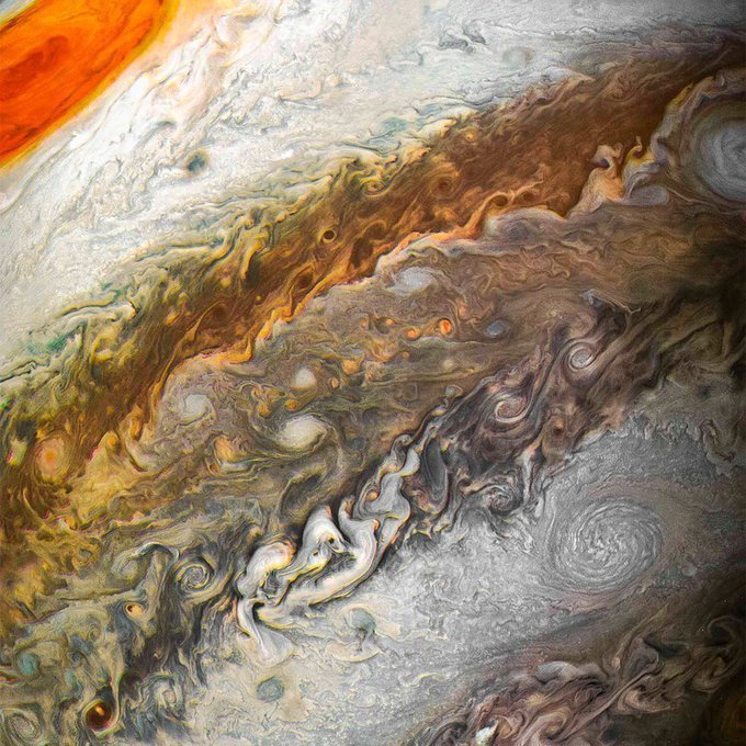 konstructivizm's tweet photo. Incredible details of Jupiter's surface from the Juno spacecraft https://t.co/83Yg3wRmvw