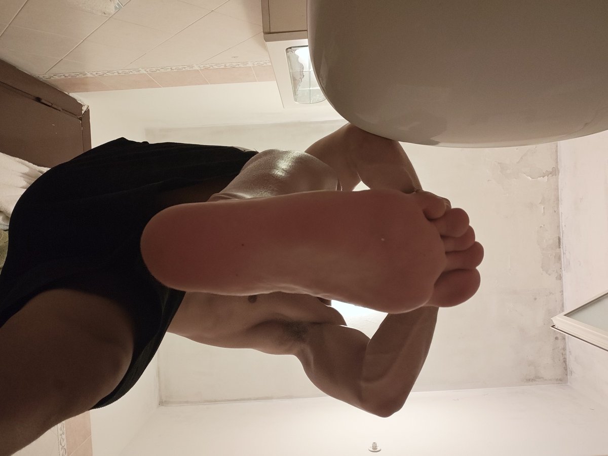zamuuu11's tweet photo. Chundai💦💦
#findom #feet https://t.co/T40K9wIoOX