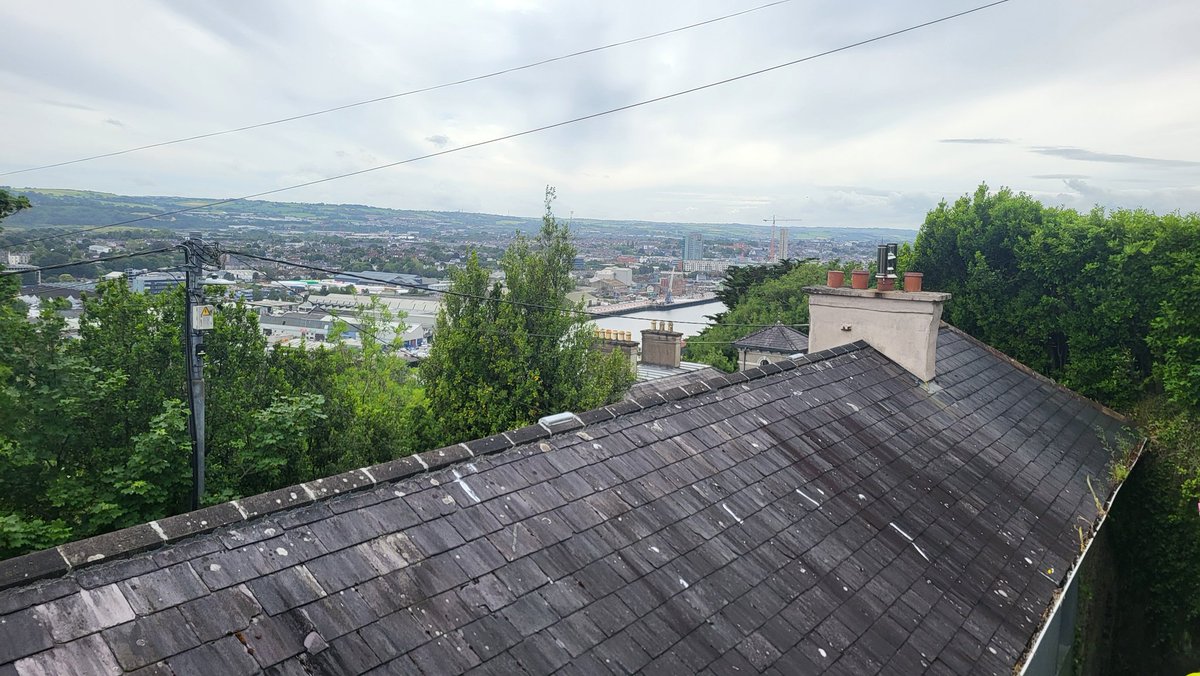 noel60428101's tweet photo. #day16june2026
#100daysofwalking
Off the chimney pots cork city https://t.co/QS4vy5hU8v