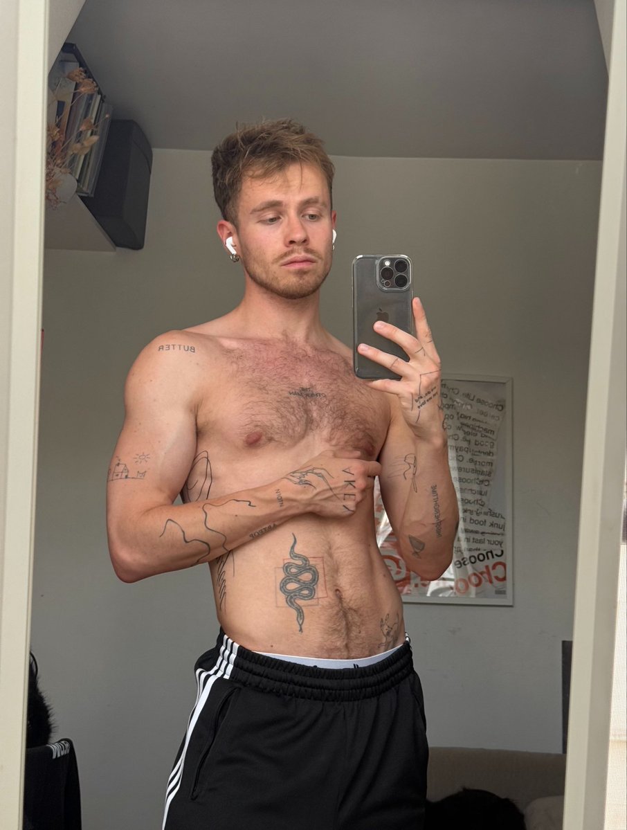 stillakey's tweet photo. tired af asf as fuck https://t.co/pg1lBmmexc