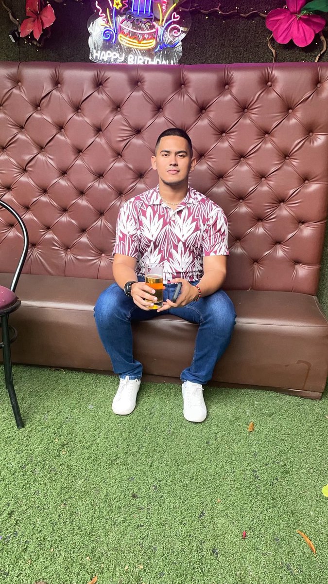VarhYais's tweet photo. Happy birthday to me 🥳 https://t.co/sUeKj4u1Zv