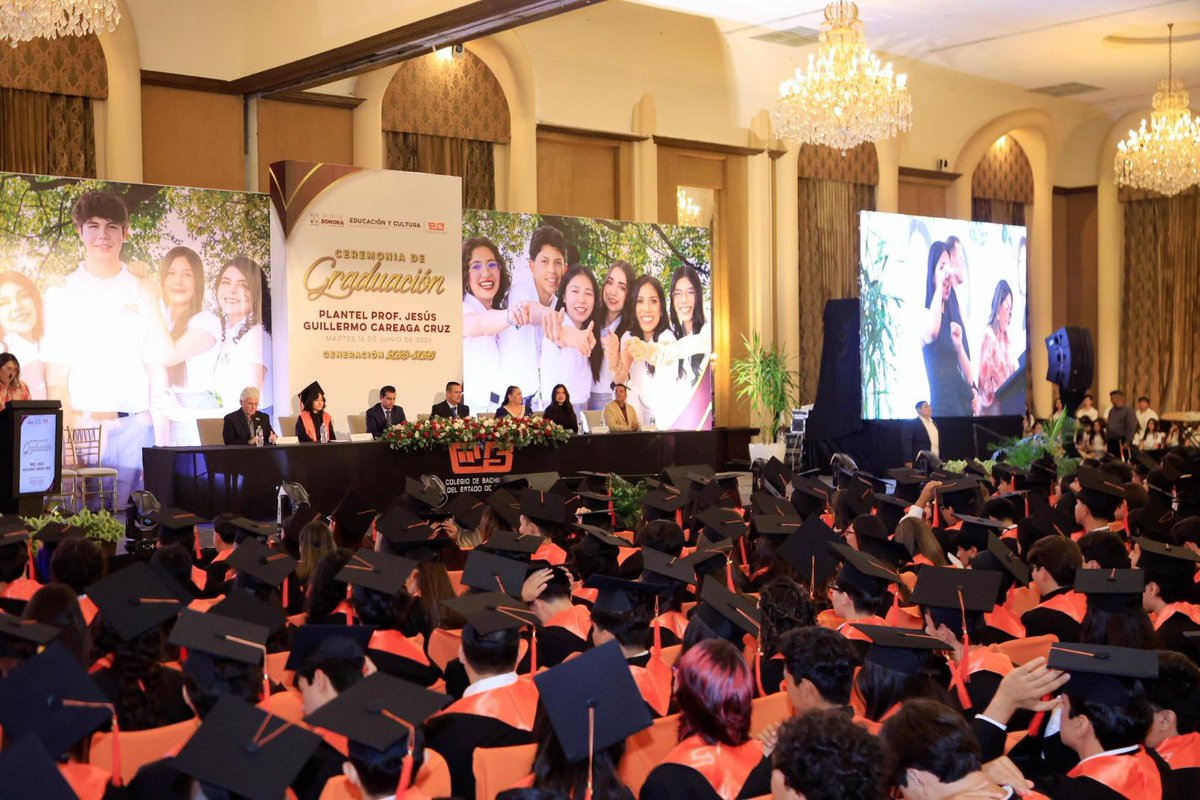poder_sa's tweet photo. Un total de siete mil 700 estudiantes del Cobach culminaron sus estudios de educación media superior y participarán durante junio en las ceremonias de graduación programadas en los 30 planteles de la institución distribuidos en diversos municipios de la entidad. https://t.co/w3c80qfrnP