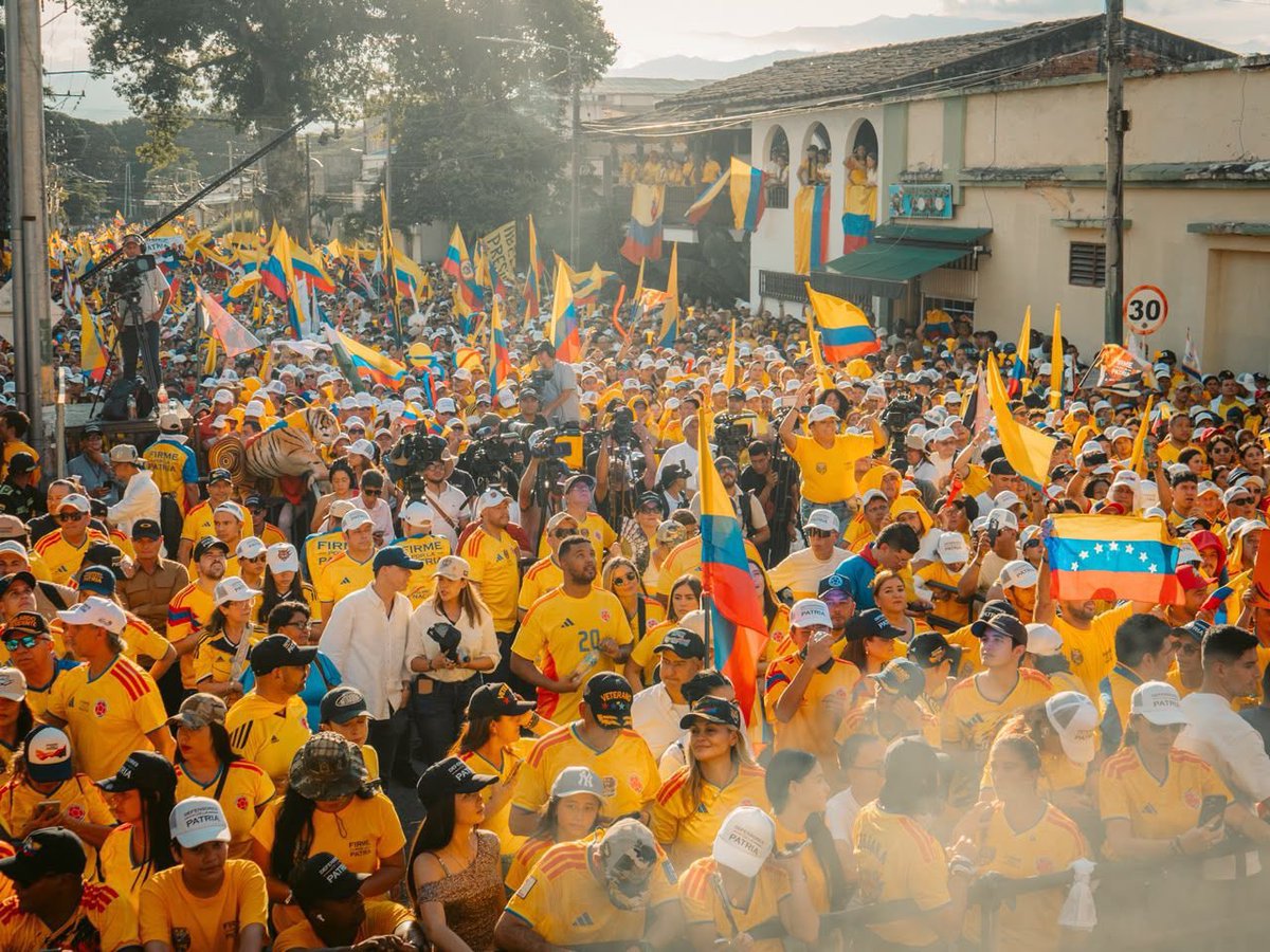 MILTONISTAS POR EL VOTO NULO 🇨🇴🇺🇸 tweet media