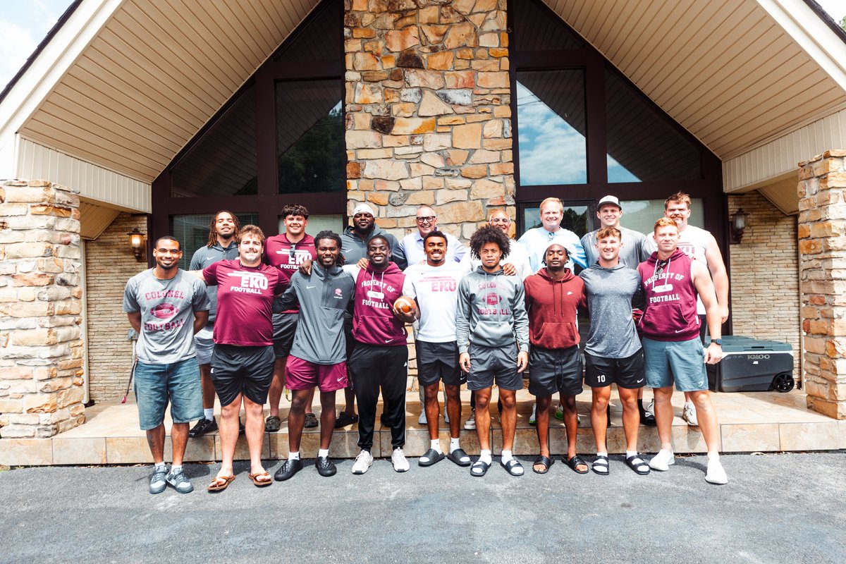 EKUFootball's tweet photo. Our annual leadership retreat got off to a great start this morning with two fantastic Eternal Colonels as guest speakers! 👏

A special thank you to Airborne Ranger veteran and EKU Foundation Board Member, BJ Santiago, and Steve LaFollette - Division Vice President and Government Affairs Manager for the MidSouth Region at Waste Connections, for sharing your insights and encouragement with our student-athletes!

#E2W | #MatterOfPride