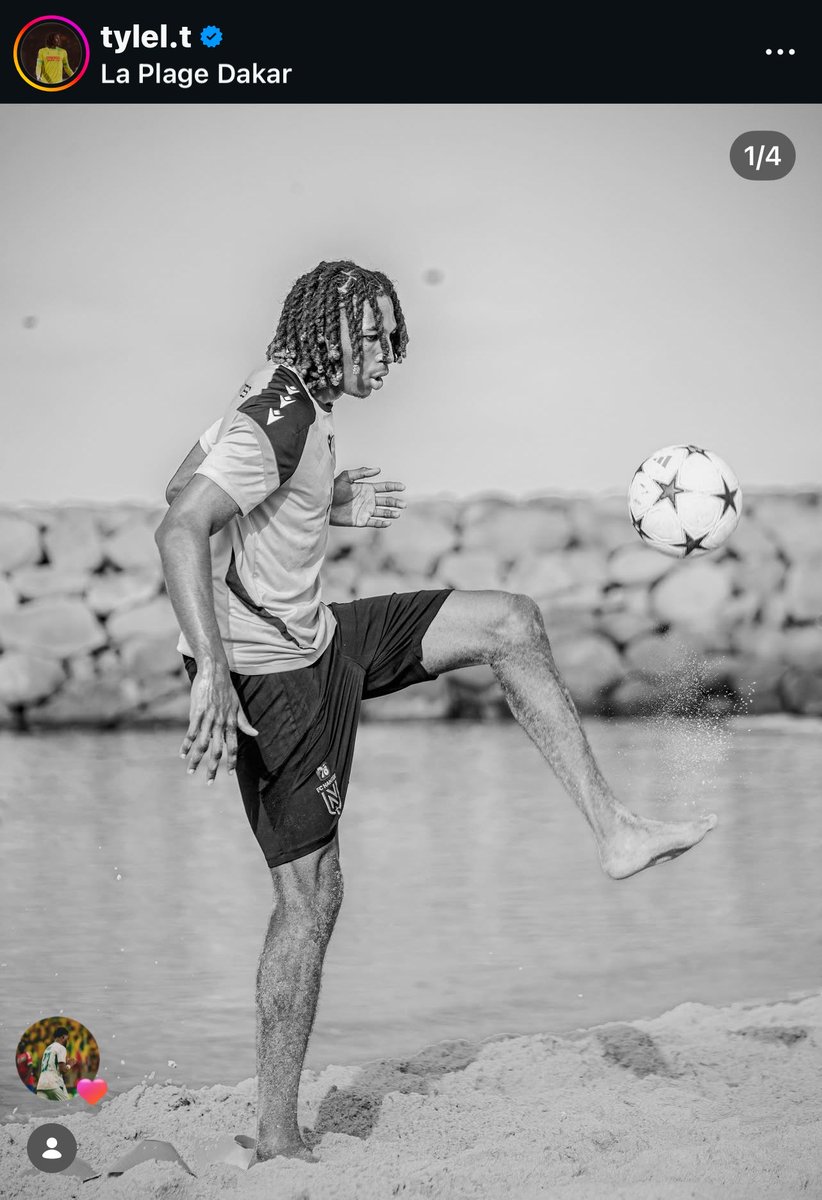 antisystemed's tweet photo. Tylel Tati est actuellement au Sénégal 🇸🇳 avec nos problèmes en défense actuellement il faut clairement l’appeler lui Arouna Sangante et Malang Sarr à la prochaine fenêtre fifa il est temps. Abdoulaye Seck et Koulibaly peuvent prendre leurs retraites après la cdm https://t.co/NJohDLSU3t