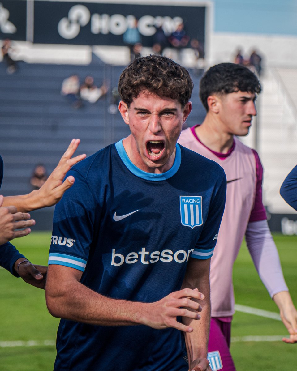 RacingClub's tweet photo. 📸 ¡Triunfazo y clasificación de la Reserva en Córdoba!

💻 https://t.co/acPXpDP9x7 https://t.co/n7cc25GGOT