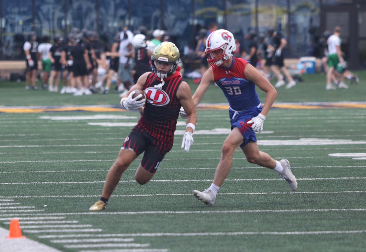 uhshawksfb's tweet photo. Runner-up finish at WVU 7v7! https://t.co/o5YWcaq1gJ