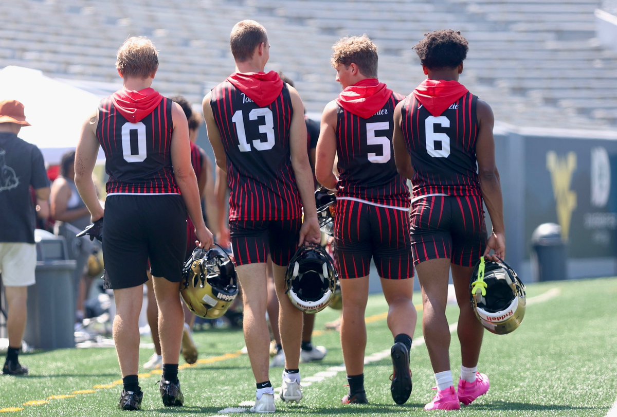 uhshawksfb's tweet photo. Runner-up finish at WVU 7v7! https://t.co/o5YWcaq1gJ
