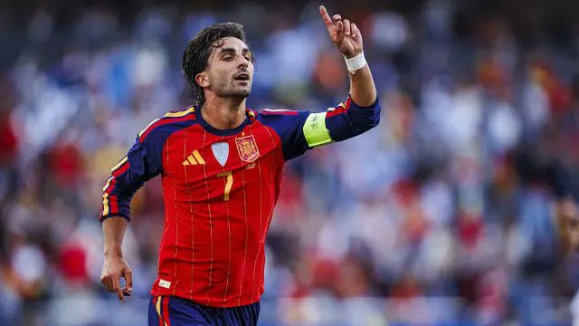tjcope's tweet photo. 😳 ¡QUÉ DATO DE @pedritonumeros!

⚽️ Bayern, Barça y Real Madrid son los tres equipos que más goles han aportado en los Mundiales

🇩🇪 82 GOLES - BAYERN
🇪🇸 81 GOLES - BARÇA
🇪🇸 81 GOLES - REAL MADRID https://t.co/zrriY9mALp
