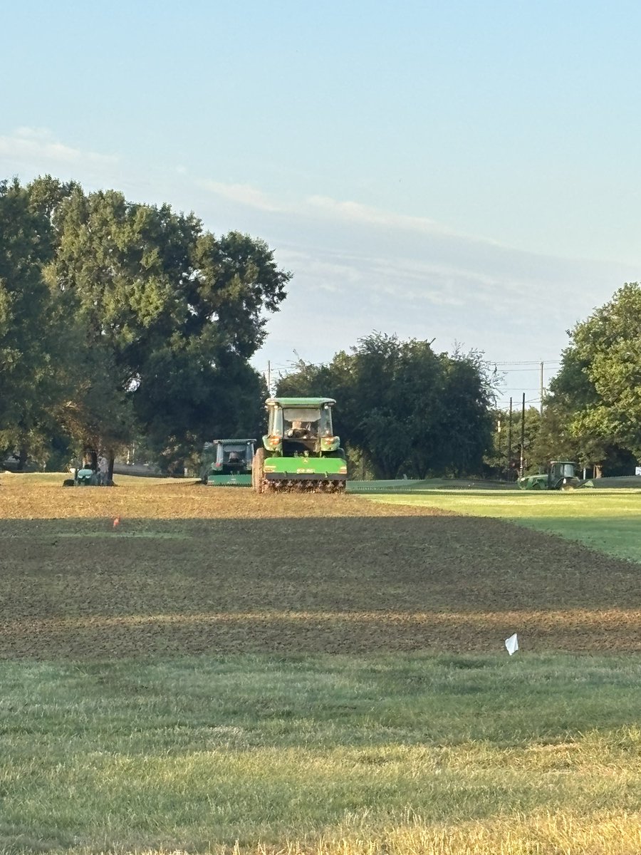 LangstonGCM's tweet photo. Fairway aeration day! ⛳🚜 We're opening up the soil to relieve compaction and improve root growth. Thanks for your patience as we work to improve your playing conditions! 🌿🏌️‍♂️ https://t.co/LYrmm8rtyG