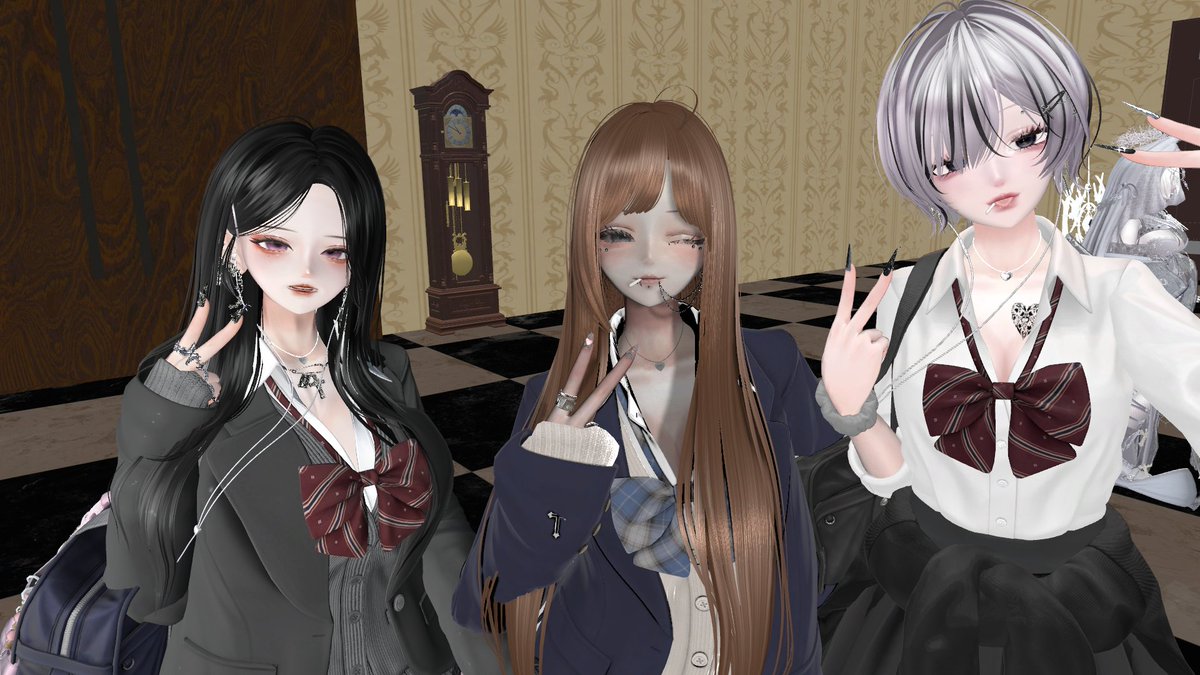 m0ru_moru's tweet photo. おはようございます 昨日もまたルミナちゃん集会顔出ししてました〜 人外系ルミナちゃんは少ないですが色んなルミナちゃんを見れました #ルミナ集会Luminaria https://t.co/nAuS1dA7bX