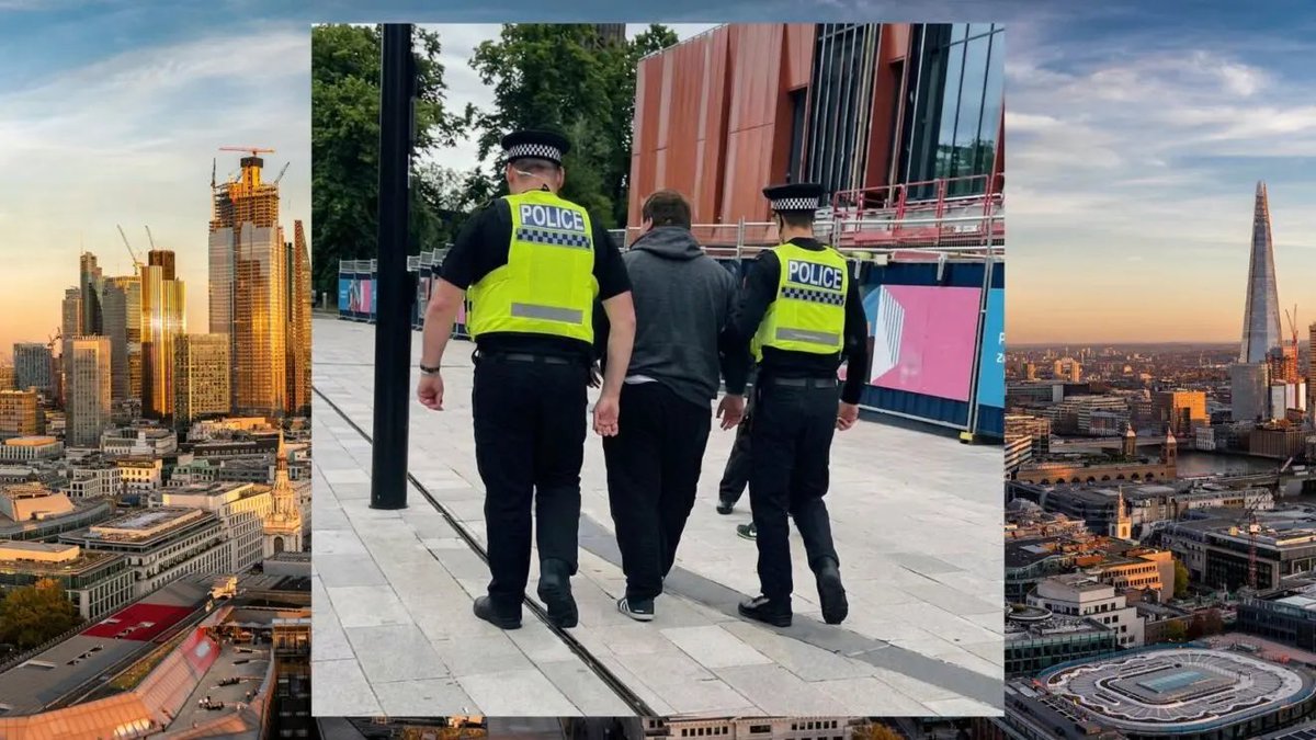 ahmadireligion's tweet photo. A Long Court Day for AROPL—and New Racist Riots #AROPL #AhmadiReligionofPeaceandLight #Crewe #webbhouse
https://t.co/niP2Tbc1iH https://t.co/U1nFHfLXQe