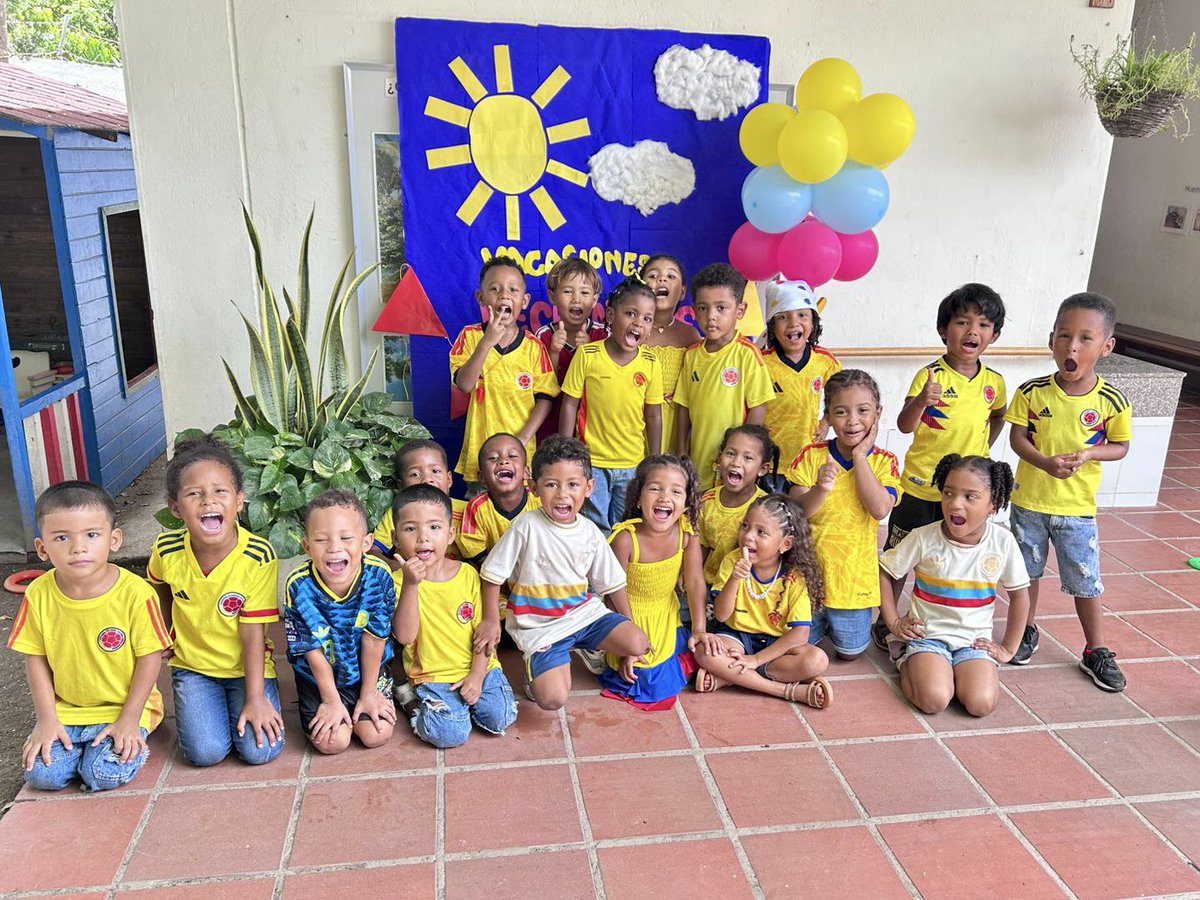 FunSerenadelMar's tweet photo. 🇨🇴⚽️Nuestro Centro de Desarrollo Infantil CDI Manzanillo del Mar operado por @aeioTU vivió hoy una jornada especial pensada como parte  de las experiencias de transición hacia el receso de vacaciones de los niños y niñas. https://t.co/YG1nNKwBec