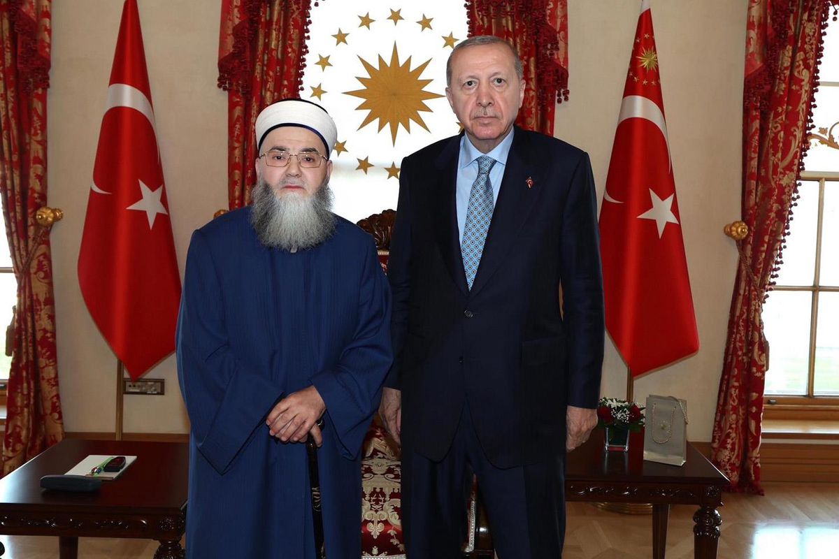 İmâm-ı Sûyûti tweet media