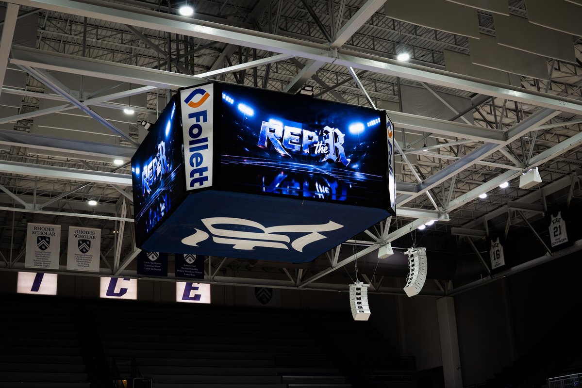 RiceAthletics's tweet photo. Reppin' the R on South Main 🦉

Want some new threads to Rep The R? 👀

Check out our gear package at https://t.co/BjjBDI0qfL 👕

#RepTheR https://t.co/iTp3Y5wdNI
