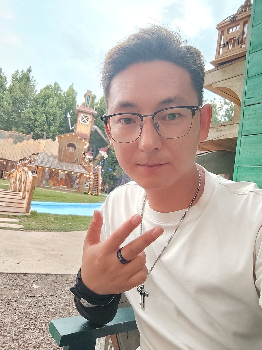 AaronZhao34796's tweet photo. @muratdemir63479 93 170 60kg 直径4.5 高度16 可双人 可多人，最喜欢红杏女 https://t.co/ua1ruHYhqT