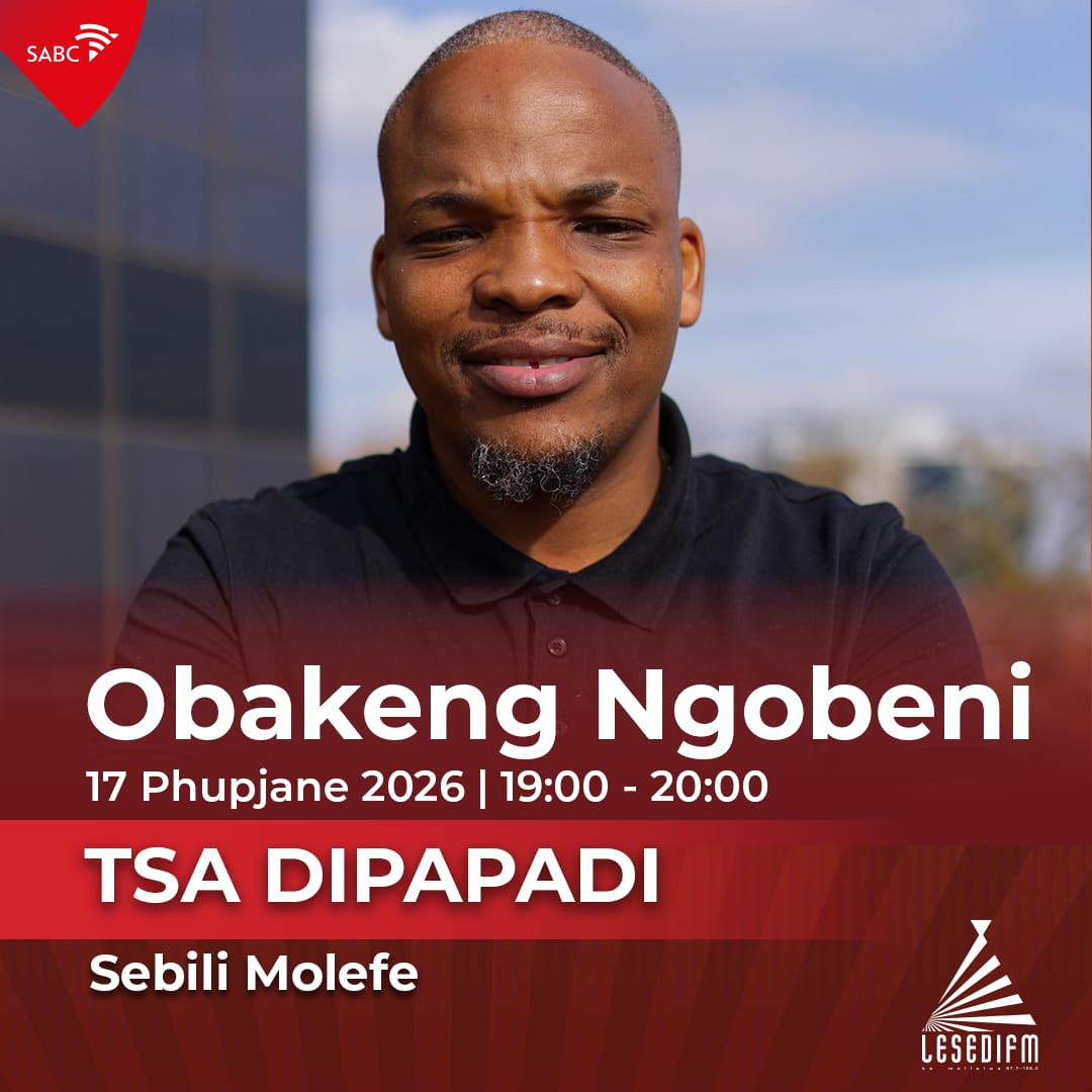 SebiliMolefe's tweet photo. G'evening #Baratuwa😃 #2nyt @1905-20:00 #TsaDipapadi #SebiliOnSport #Football re buisana le lenqosa la #hollywoodbets @Brianbaloyi mme re keteka #Bahale le kgalala ya kgaso #Dipapadi #OBNgobeni #kgalala ya #PowerWalk ho #ComradesMarathon2026 @NthatisiMokhele o thabile @LesediFM https://t.co/JOsoxX1mRk
