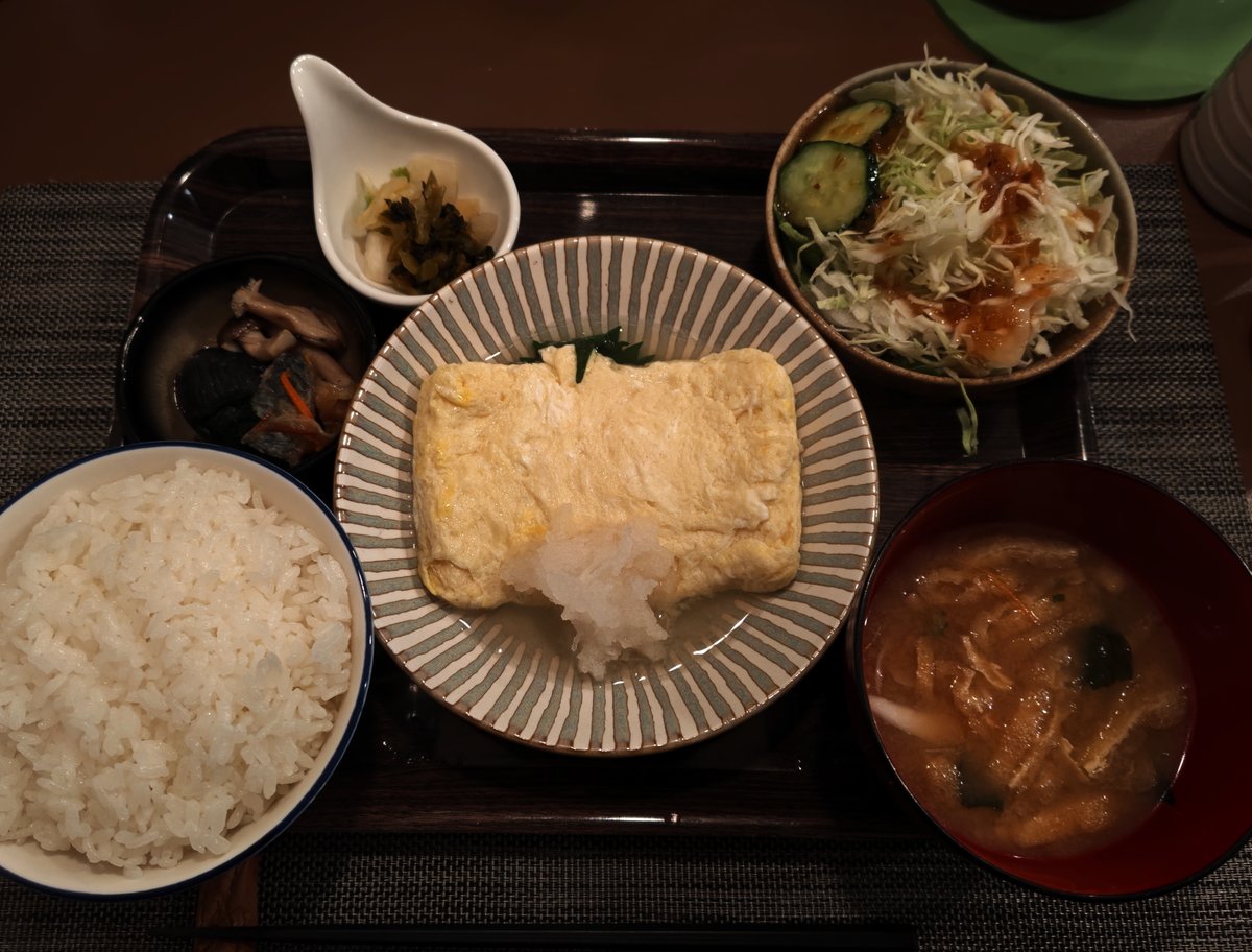 DSugi3's tweet photo. なんだか優しいの、食べたくて．．．だし巻き卵 #Iolite #西新宿 https://t.co/QDAv1ASomh