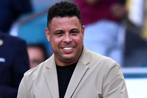 BarcaNewsFRA's tweet photo. 🚨🗣️ Ronaldo Nazario à @gastonedul : « Il est temps que le monde arrête de se cacher et accepte que Leo Messi est le plus grand footballeur de tous les temps. » https://t.co/ybxR2N8DkK