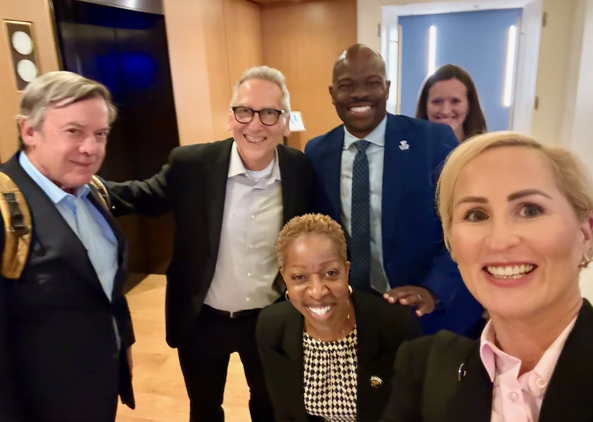 UIAinnovation's tweet photo. Last night, our CEO @BBurnsEDU gathered with UIA board members in D.C. at the @MilkenInstitute @AdvanceTheDream.

The UIA is stronger because of leaders like these — working together to expand opportunity and advance the American Dream.

We're grateful for every one of them. https://t.co/UsfxsBLDsH