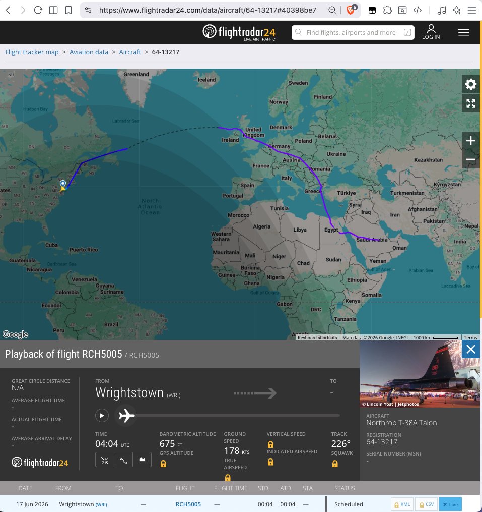 indy_slug's tweet photo. RCH5005 continues towards the Persian Gulf. https://t.co/DLyaf4hSkH
