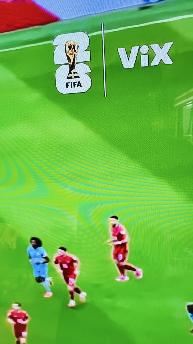 robertoereyes's tweet photo. Parece increíble que en pleno 2026 , el Mundial tenga una calidad de imagen que por momentos recuerda al streaming de hace 10 años. La FIFA debería exigir más que un cheque para otorgar derechos de transmisión.

#ViX #Mundial2026 #FIFA https://t.co/ZkqmcEN4KE