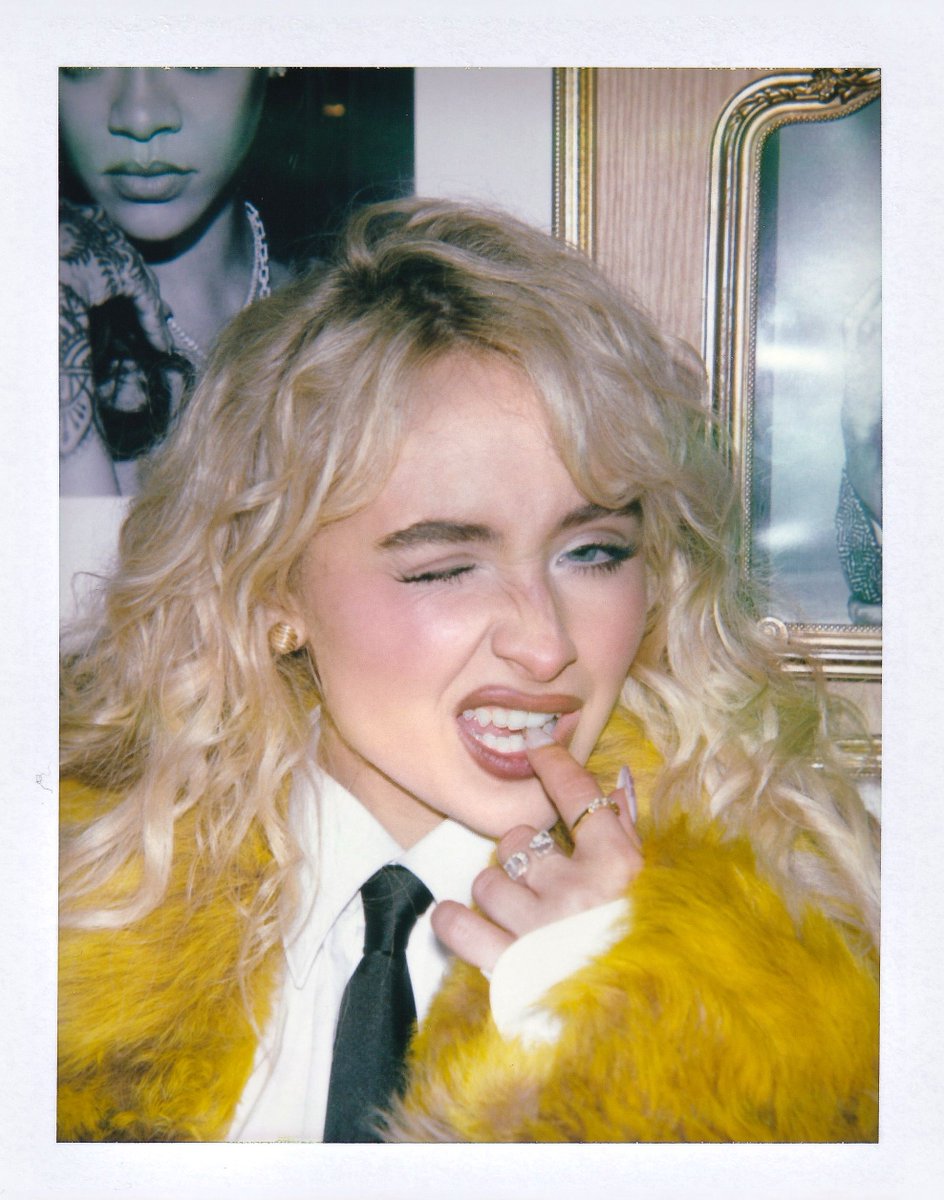 SCANews_'s tweet photo. 📸| New photo of Sabrina Carpenter for the Met Gala 2025 https://t.co/hBFZNVctye