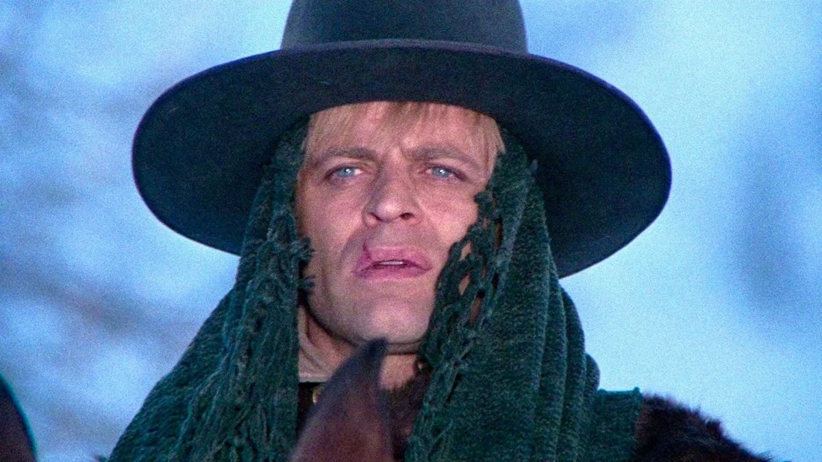 InstantVintage_'s tweet photo. Le Grand Silence, chef-d'œuvre de Sergio Corbucci en 1968 avec Jean-Louis Trintignant (décédé le 17 juin 2022).

Trintignant excelle en héros muet dans ces décors enneigés magnifiques, tourné dans les Dolomites en Italie, ce qui change du désert habituel dans ce genre de western spaghetti !

Klaus Kinski est effrayant dans son rôle glaçant, et que dire de la musique du maestro Ennio Morricone, on se croirait presque dans un Sergio Leone...