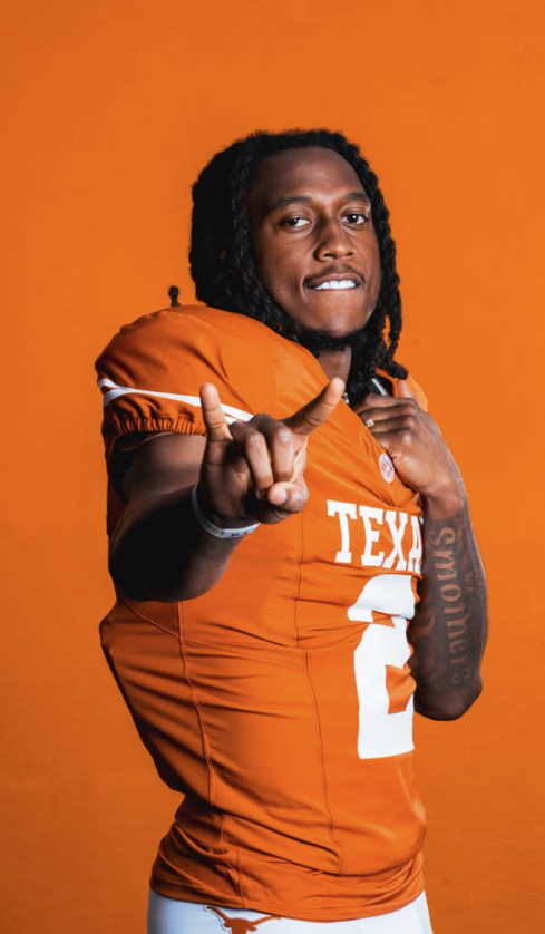 EvanVieth's tweet photo. The best RB duo in the nation?

#Texas transfer RBs Raleek Brown and Hollywood Smothers 

- Texas Football IG https://t.co/W6JclxkTRF