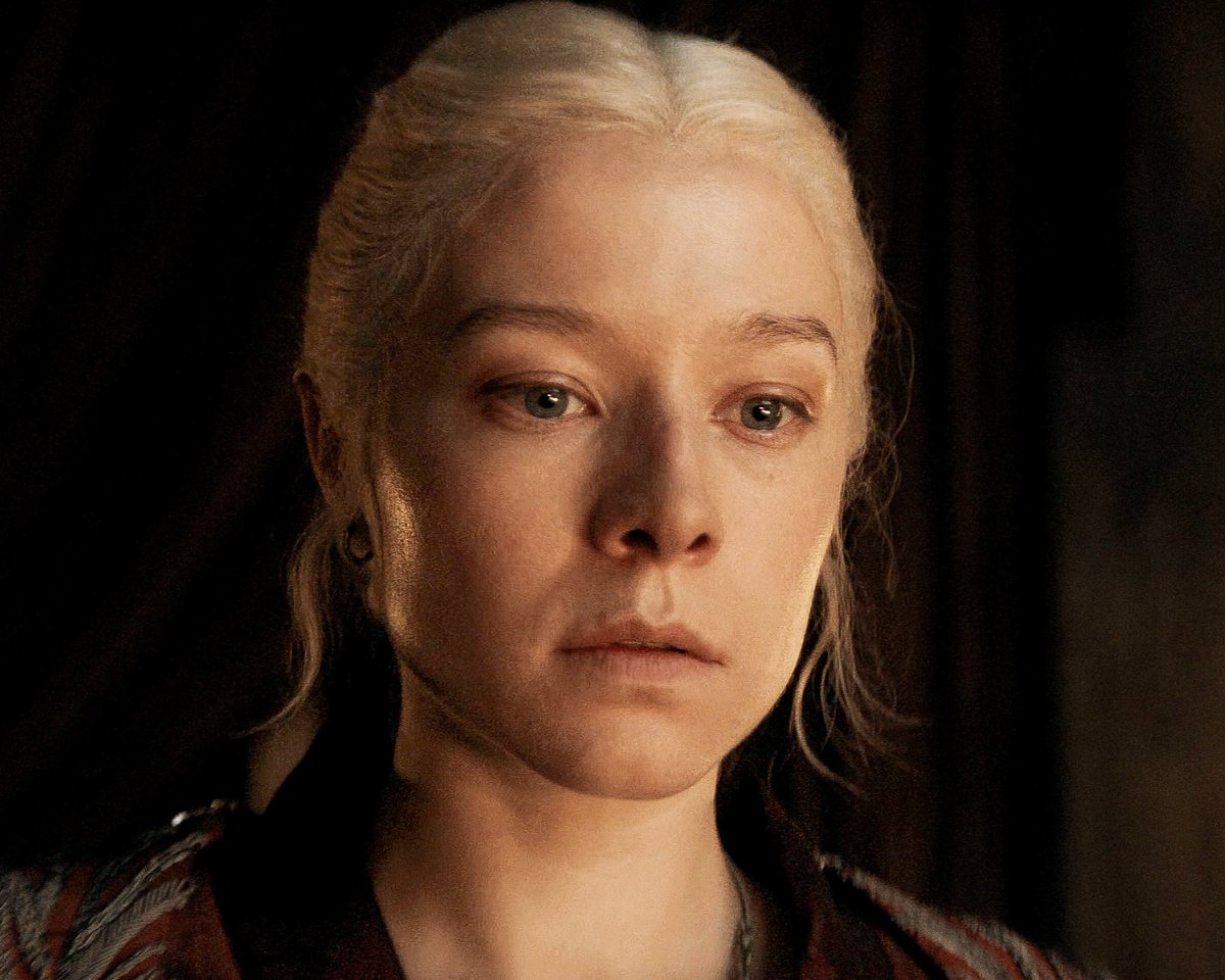 itshelenwhat's tweet photo. rhaenyra demands otto to be beheaded will be the most satisfying moment in season 3 and i will be seated for it 😝🫶 https://t.co/R7KMQImN9Y